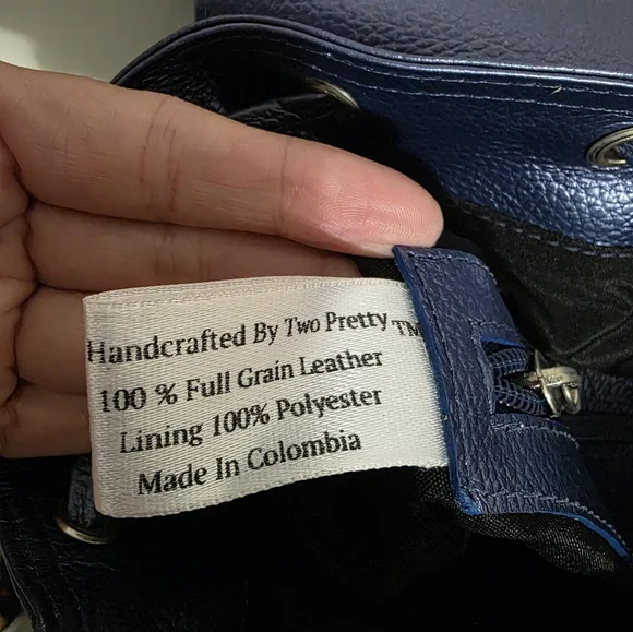 Periwinkle Convertible Leather Backpack with matching tri fold wallet - Picture 11 of 12